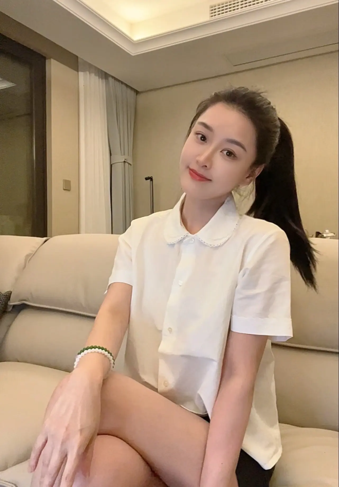 那就扎个马尾吧