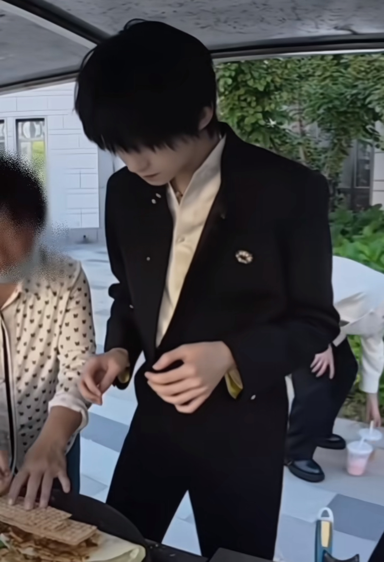 逼文这张好那个啊 
