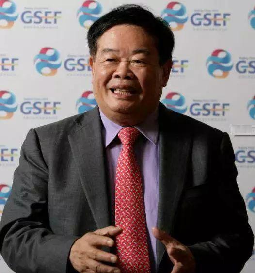 曹德旺：我的福报，皆因戒淫！

曹德旺一脸福相，曾说过一句话红遍网络：我捐了百把