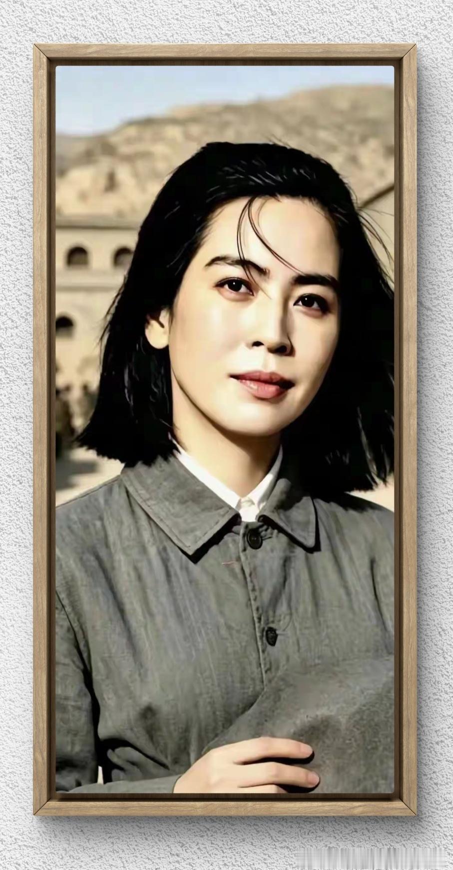 飒爽英姿贺子珍，女中豪杰，巾帼英雄。
