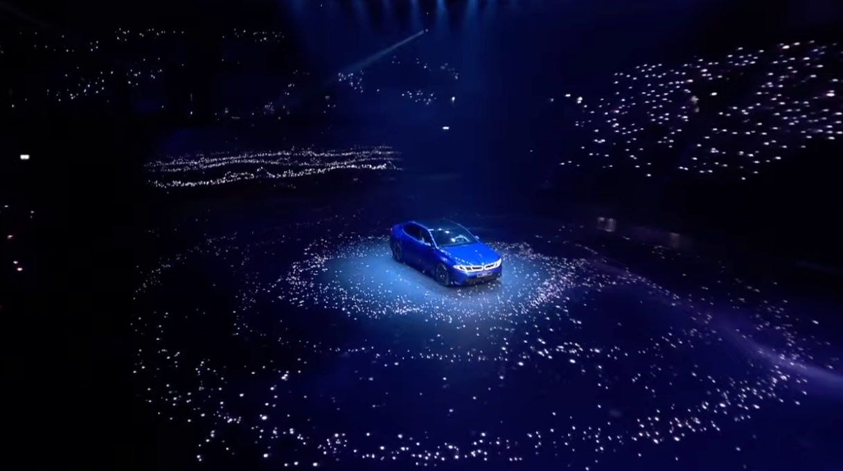 新世代 BMW i3就这样亮相了 没有开场白有的是 1分钟的掌声李楠说道李楠说道