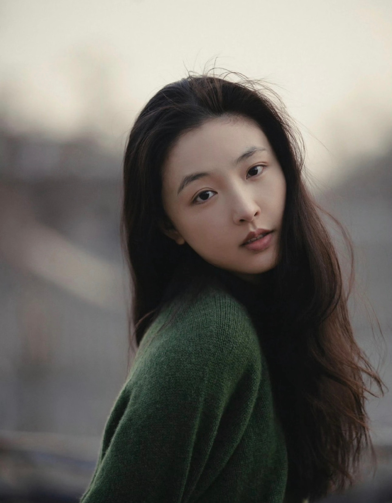 谁能懂以前真的很喜欢她的电视剧结果后面结果后资源就断层下跌📉明明她也有咖位哎吴