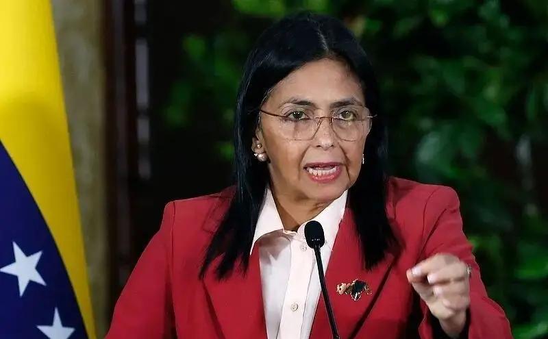 委内瑞拉发布致世界及美国的信！代总统：邀请美国共同制定合作议程。

央视新闻消息