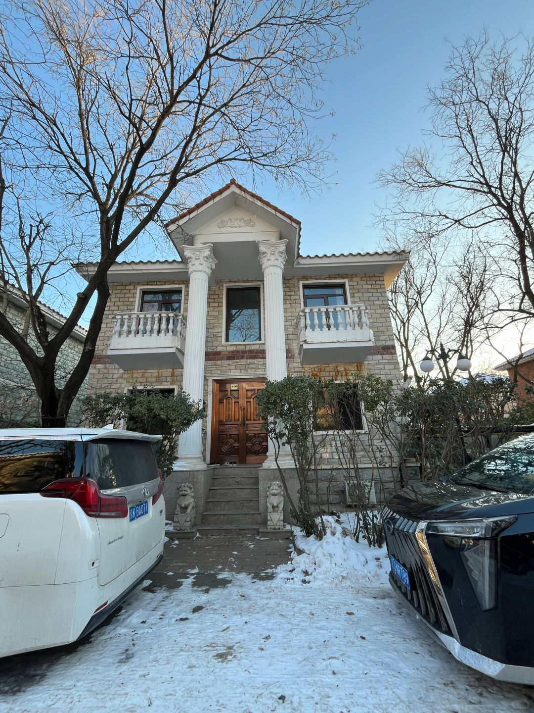 什么人家？可以在东三环燕莎使馆区住独栋