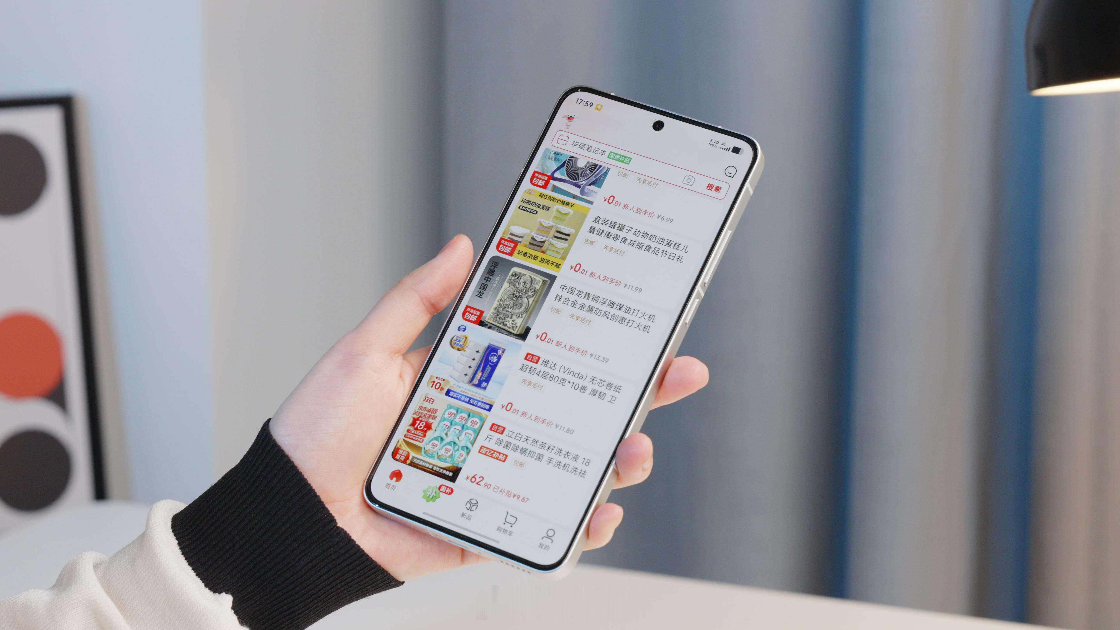 iQOO15T新品发布 一拍即合 是我最近常用的游戏主力机。这机器最爽的，是全局