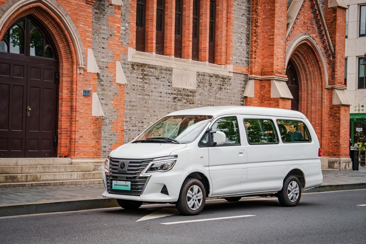 好车，自己会说话
路遥知马力，日久见“省”心
无需华丽的广告，真正的车主口碑就是