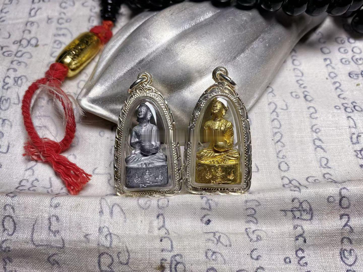 2558年  周冠乌当  第一期水财神乌巴库小立尊，见水即生财，强力招财、清债、