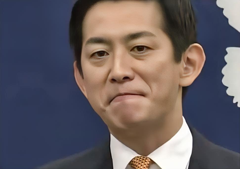 日本众议员小林鹰之12月8日公开表示，他们的战机用雷达照射了我们的飞机，这是极其