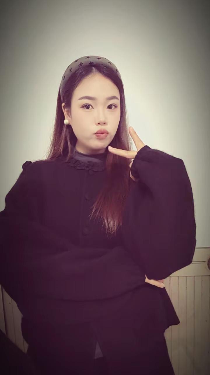 只是怀了个孕而已 不影响做自己 不管在人生的任何阶段都请尽情漂亮🥳