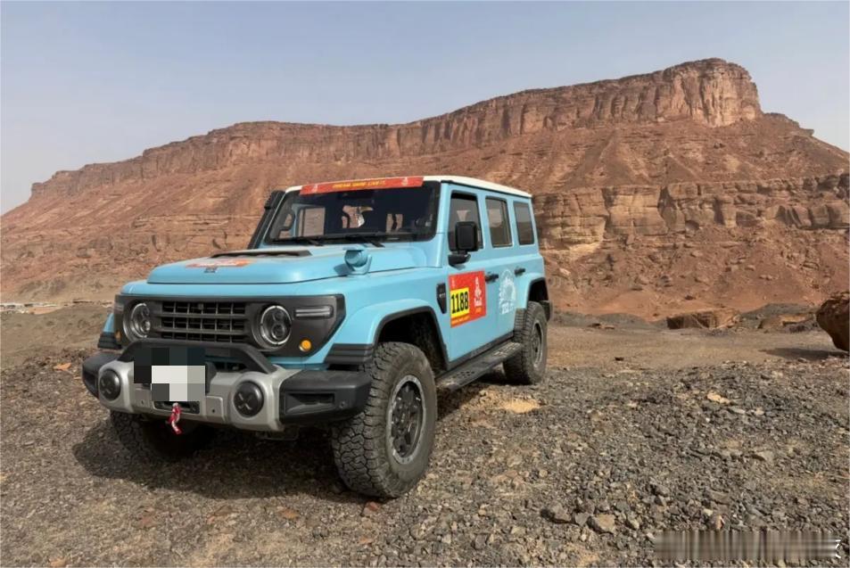 国产越野车212：达喀尔的可靠身影，藏着中国越野力量提到国产越野车，212绝对是