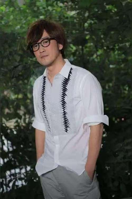 周深孟子义周传雄史诗级会面 有生之年系列！从线上的隔空互动，到线下的同框会面，周