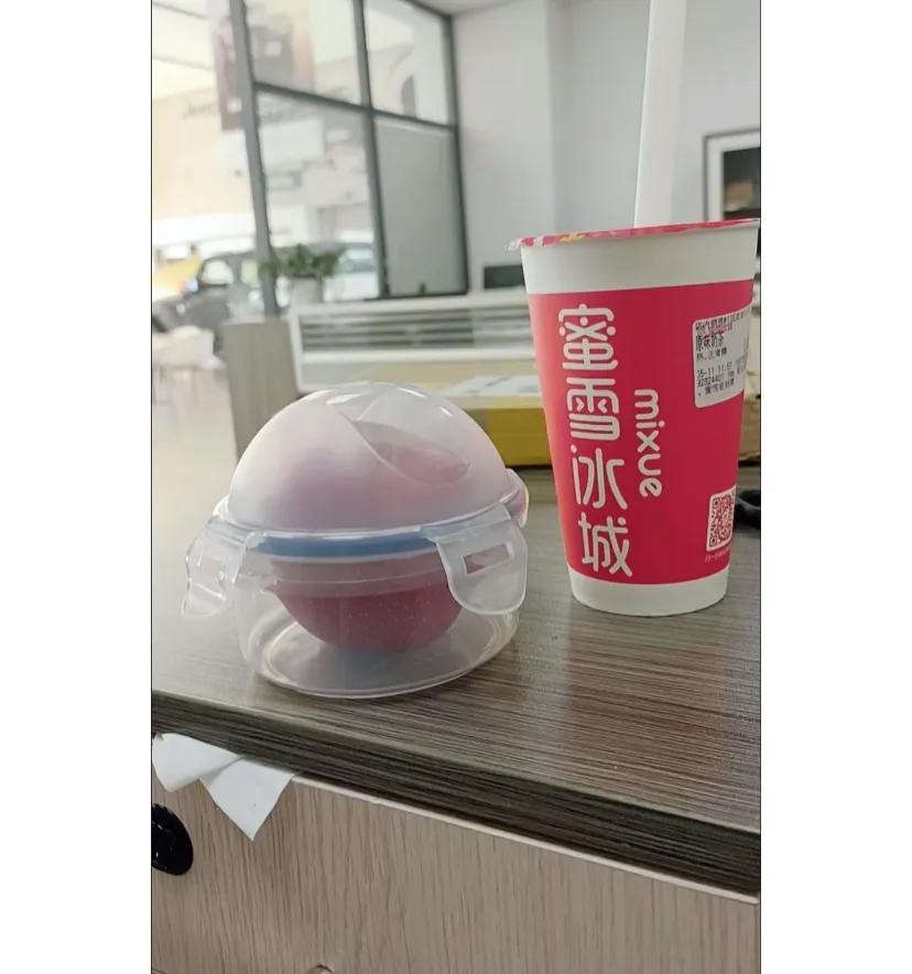 买了个苹果收纳盒!是智商税吗?
自从买了个香蕉收纳盒，被全网群嘲之后我不吃香蕉，