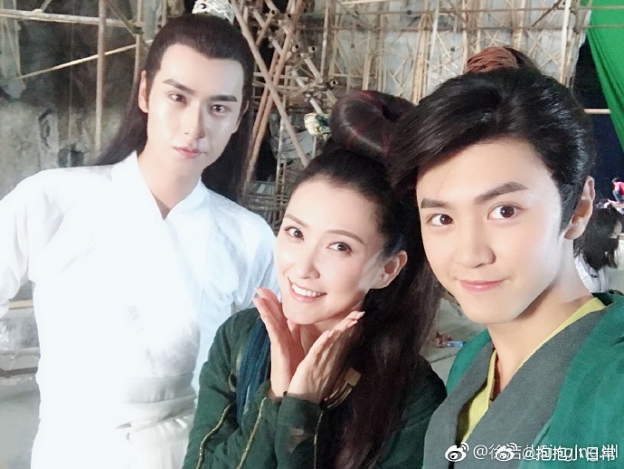 徐洁儿是拿了初代大女主剧本吧从海豚湾恋人到媚者无疆，再到繁华落尽分账破2000万