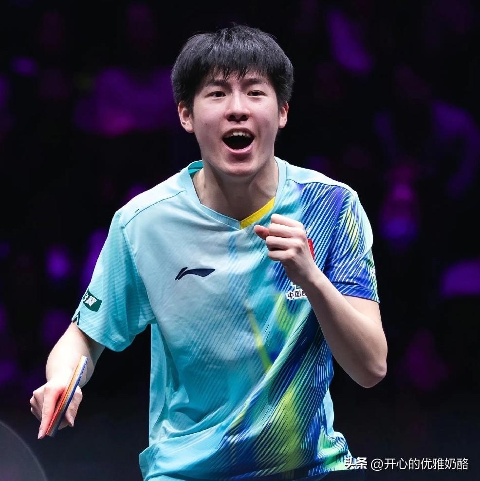 重庆冠军赛，温瑞博是一匹小黑马。
谁都不会想到，男队派出7人参赛，老将4人小将3