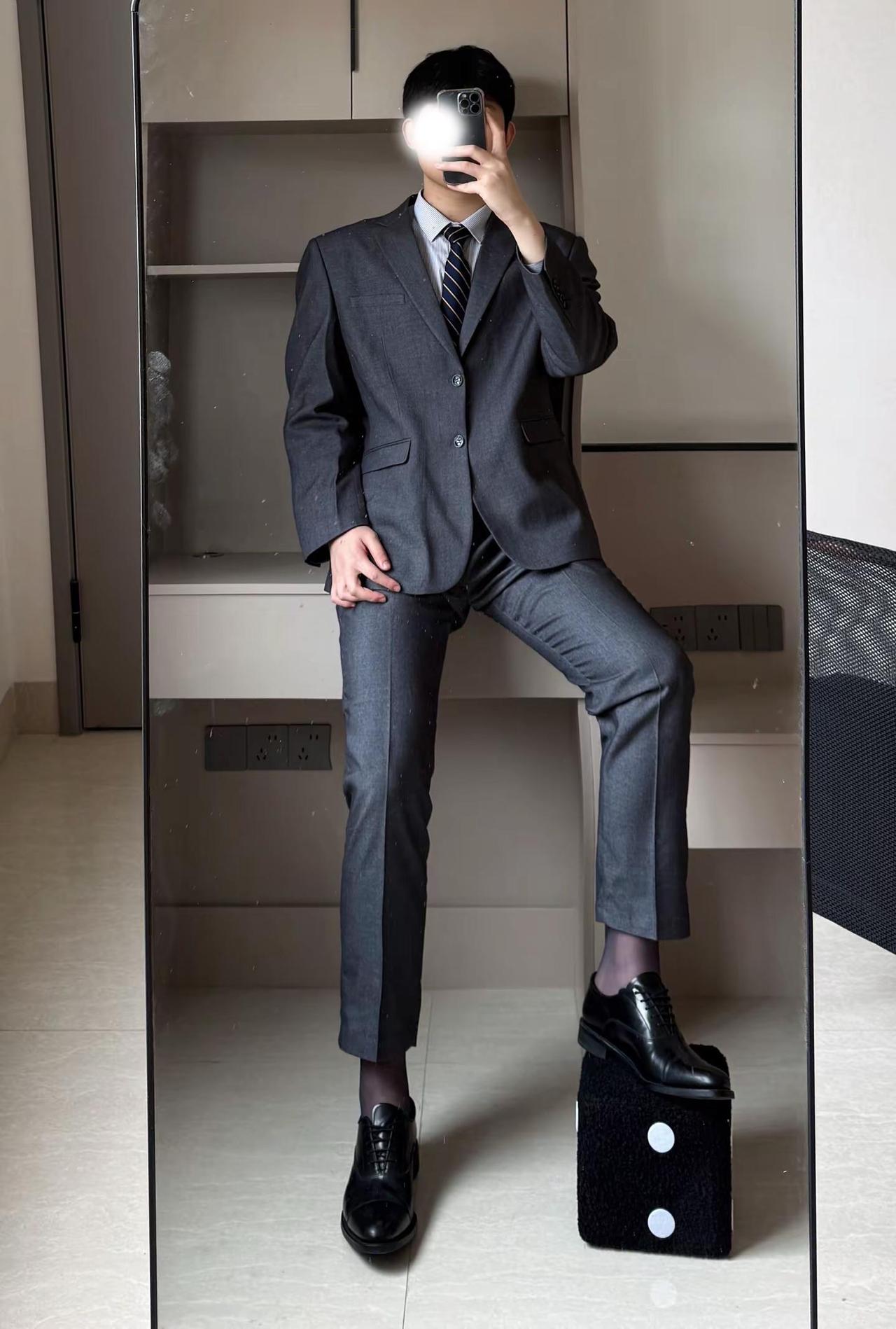 190正装男大。正装皮鞋 西装ootd 1