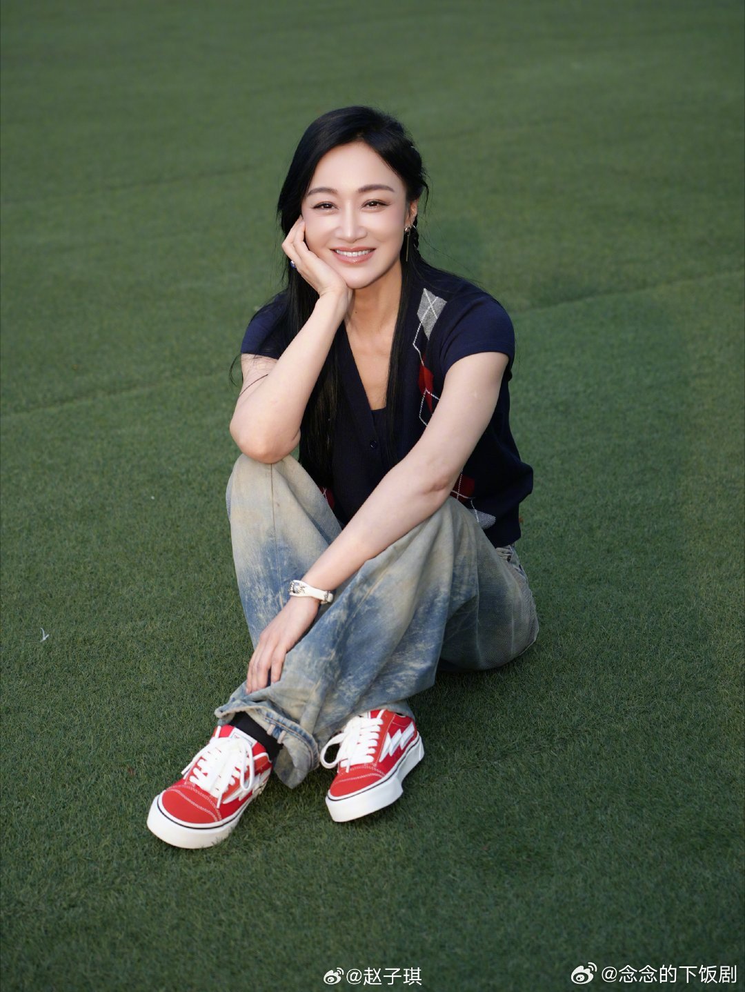 赵子琪把直播开成浪姐真心话了赵子琪说饭撒就是比各种耳朵 赵子琪直播太真实了，跟粉