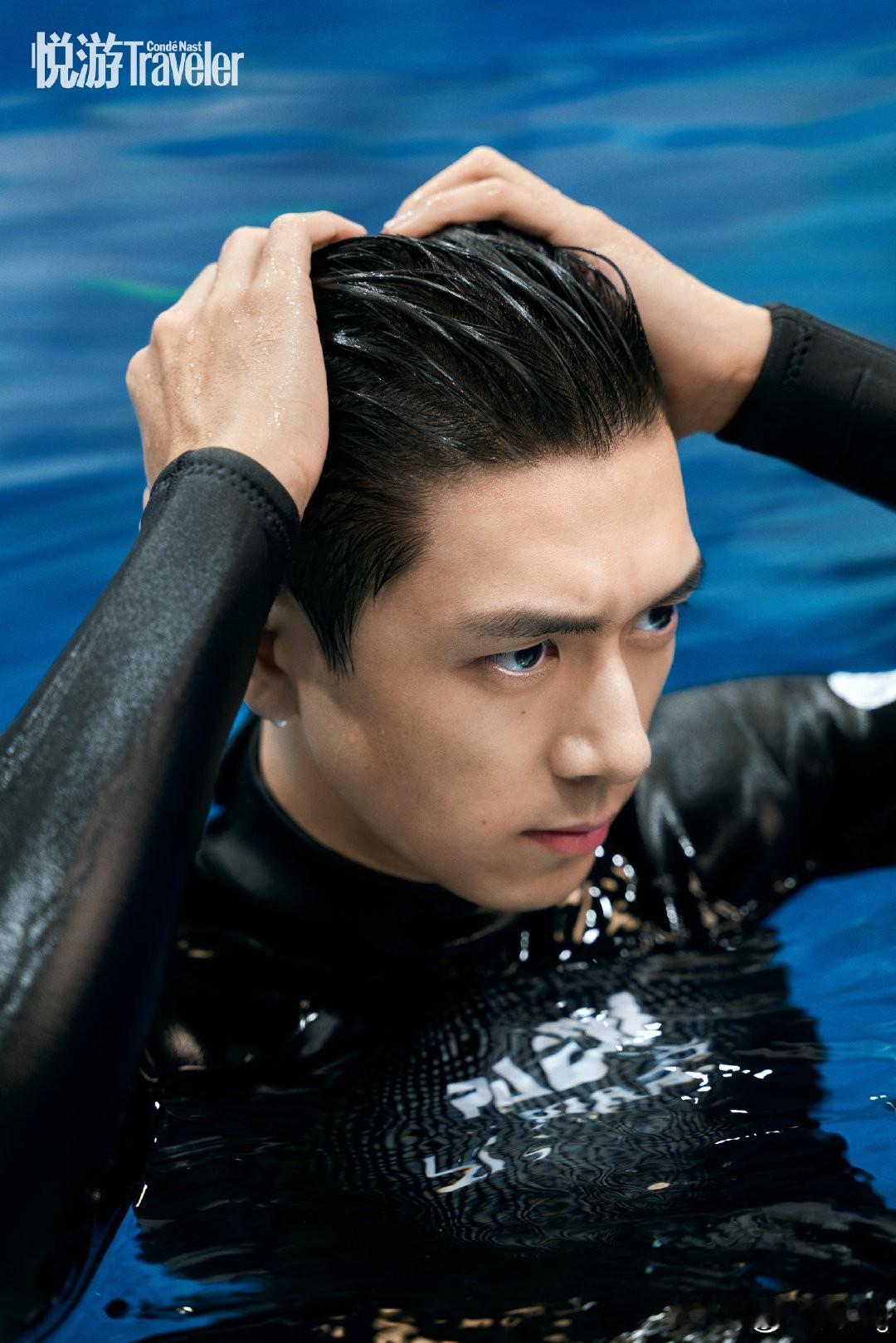 在印度尼西的海底秘境，见证自然的壮阔奇迹，探索永无止境。上次看了“杰克风暴” ，