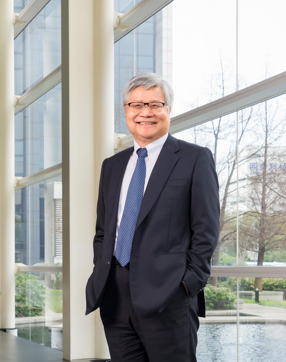 台积电董事长宣布：
4月16日，台积电董事长兼总裁魏哲家宣布：由于AI需求极为强