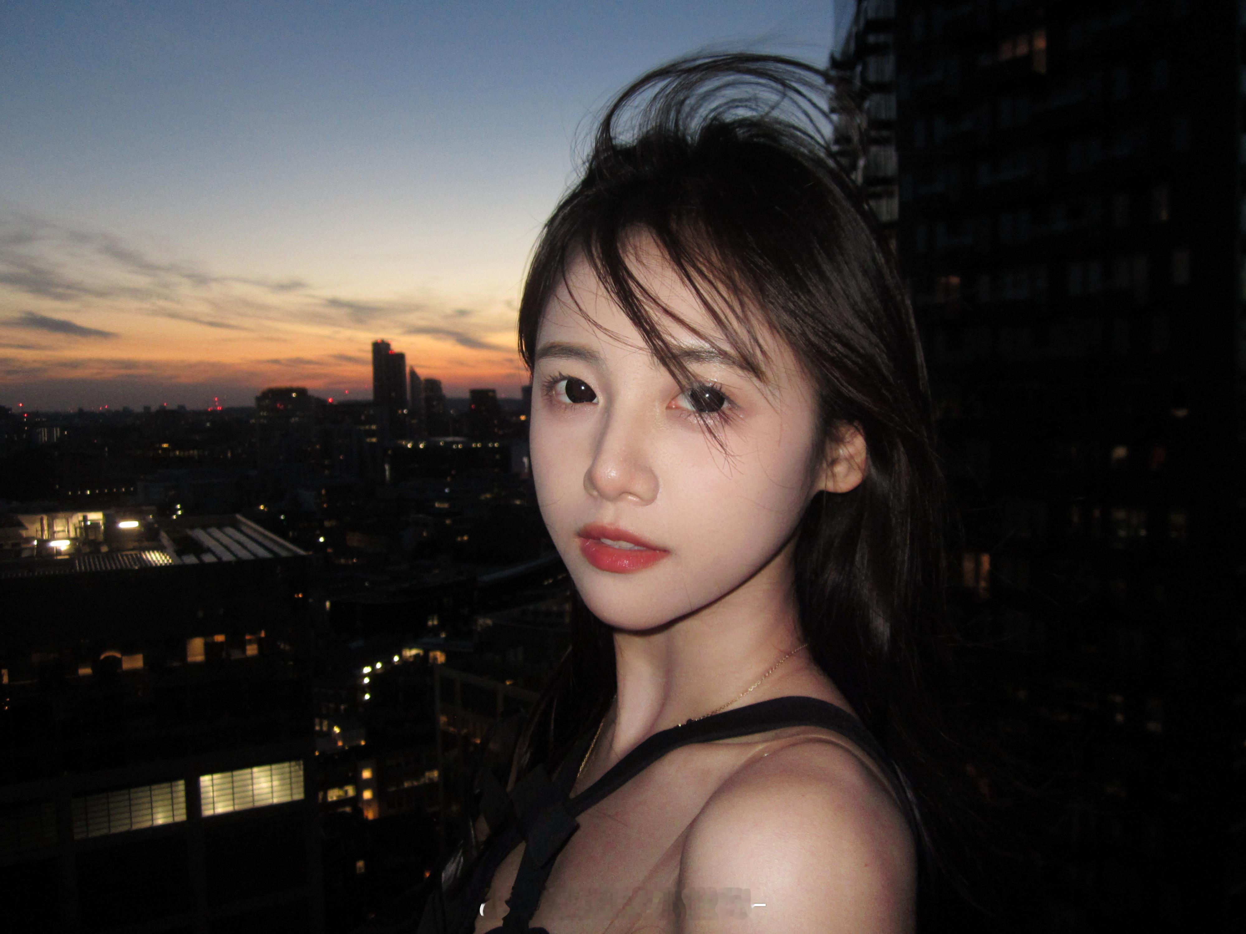 以前拍过的一组，有几张没发…好喜欢 