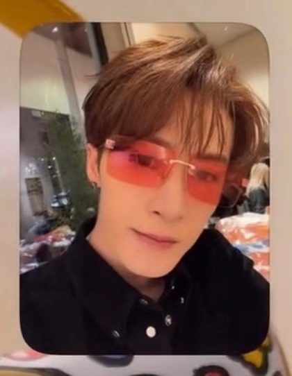 这完全就是异地恋时候的我和老公😣：下班回家想老公了于是给远在国外的老公打去了视