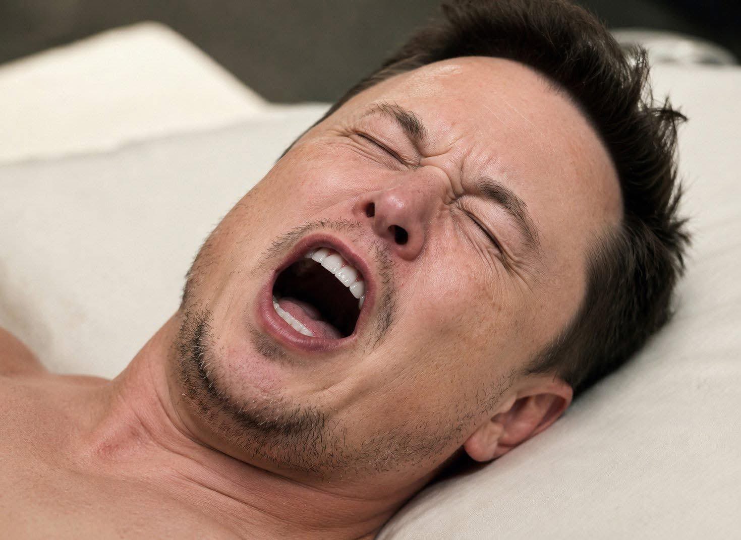 我还是没理解为什么要把三千亿保护费这种事拉到台面上来而不是签个秘密协定私了，哪怕