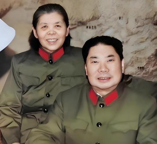 开国上将杨得志真是老当益壮，80岁再娶妻，夫妻俩一起生活了4年
 
你们可别只盯