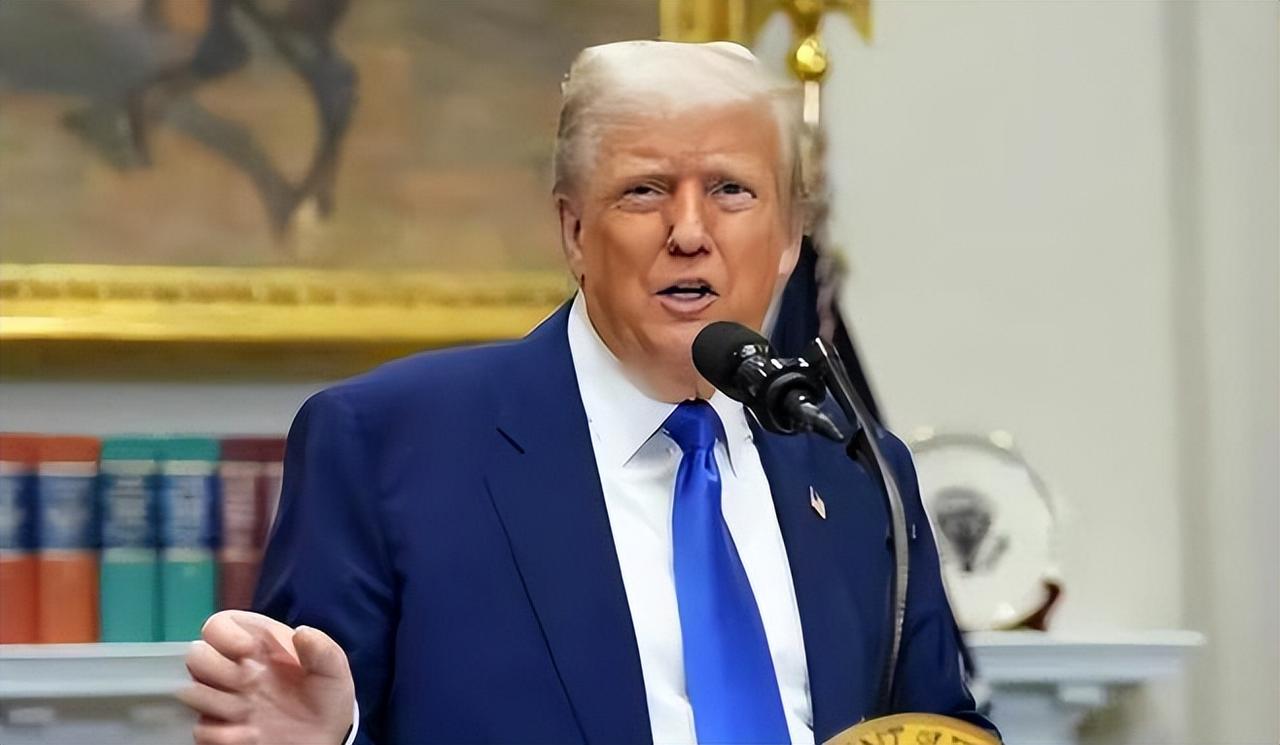 美国政坛内部的资金猫腻，一直都藏在普通民众看不到的角落。一项原本核定造价4亿美元