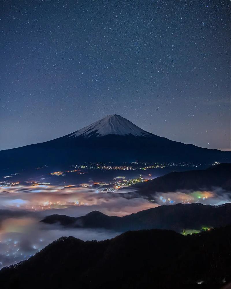 其实台湾不是问题，收复台湾压根用不着动武，台海问题关键就在于美日。

如果美日不