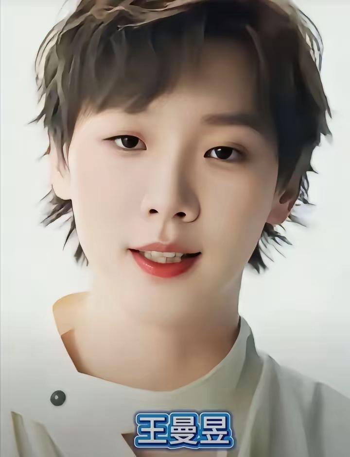 王曼昱，孙颖莎，陈梦，刘诗雯！国乒女子天团！
没想到这四个脱去比赛服以后个个看起