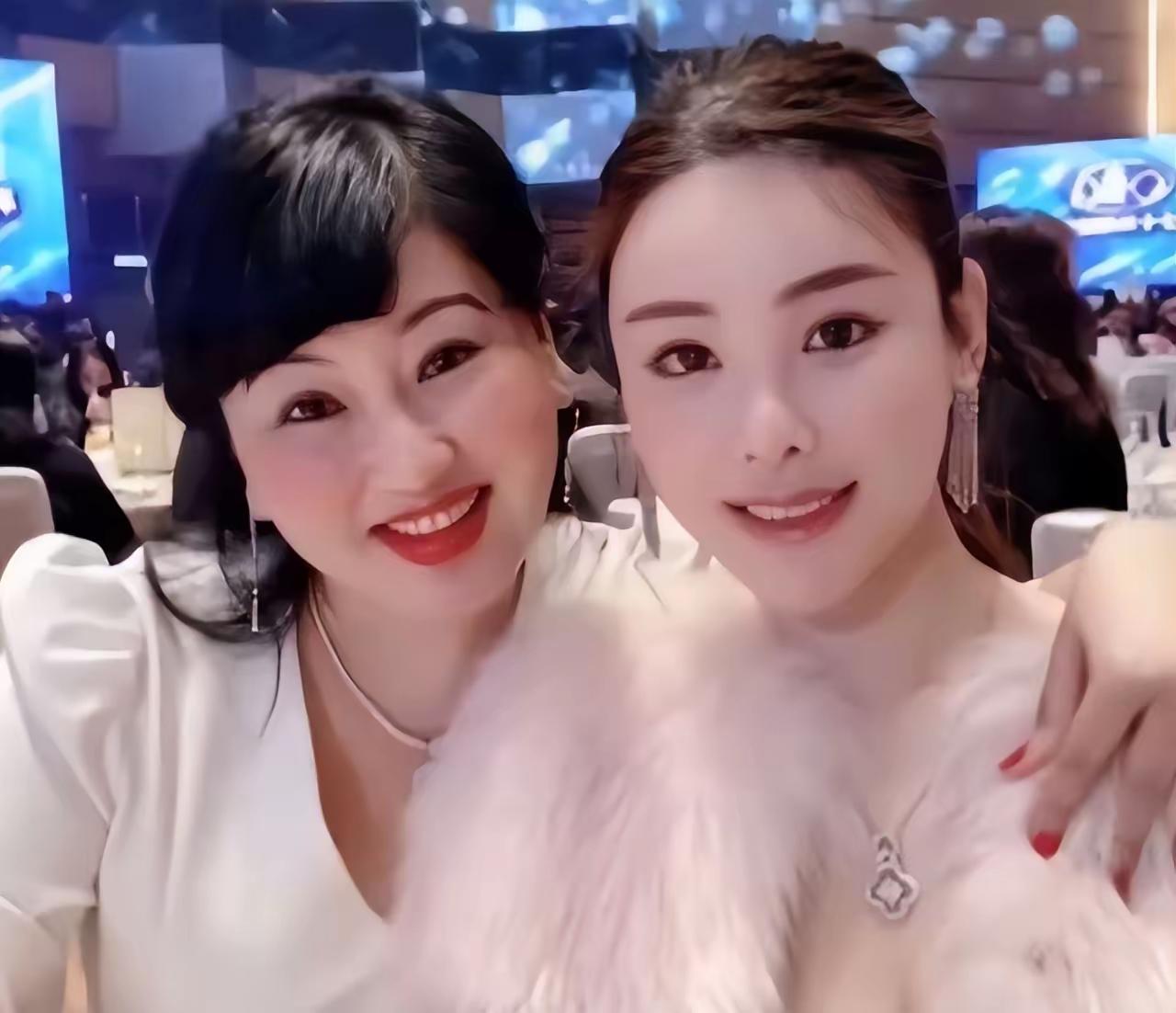 28岁，碎尸，数亿资产，前夫一家，豪门现任，代持房产，不领证。

这几个关键词放