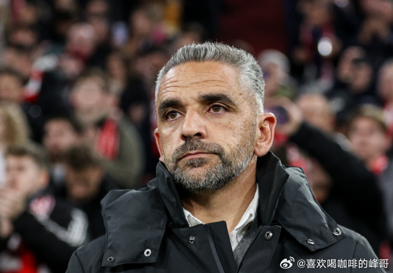 出席欧冠1/4决赛首回合赛前新闻发布会的葡萄牙体育主帅鲁伊·博尔赫斯表示，自己的