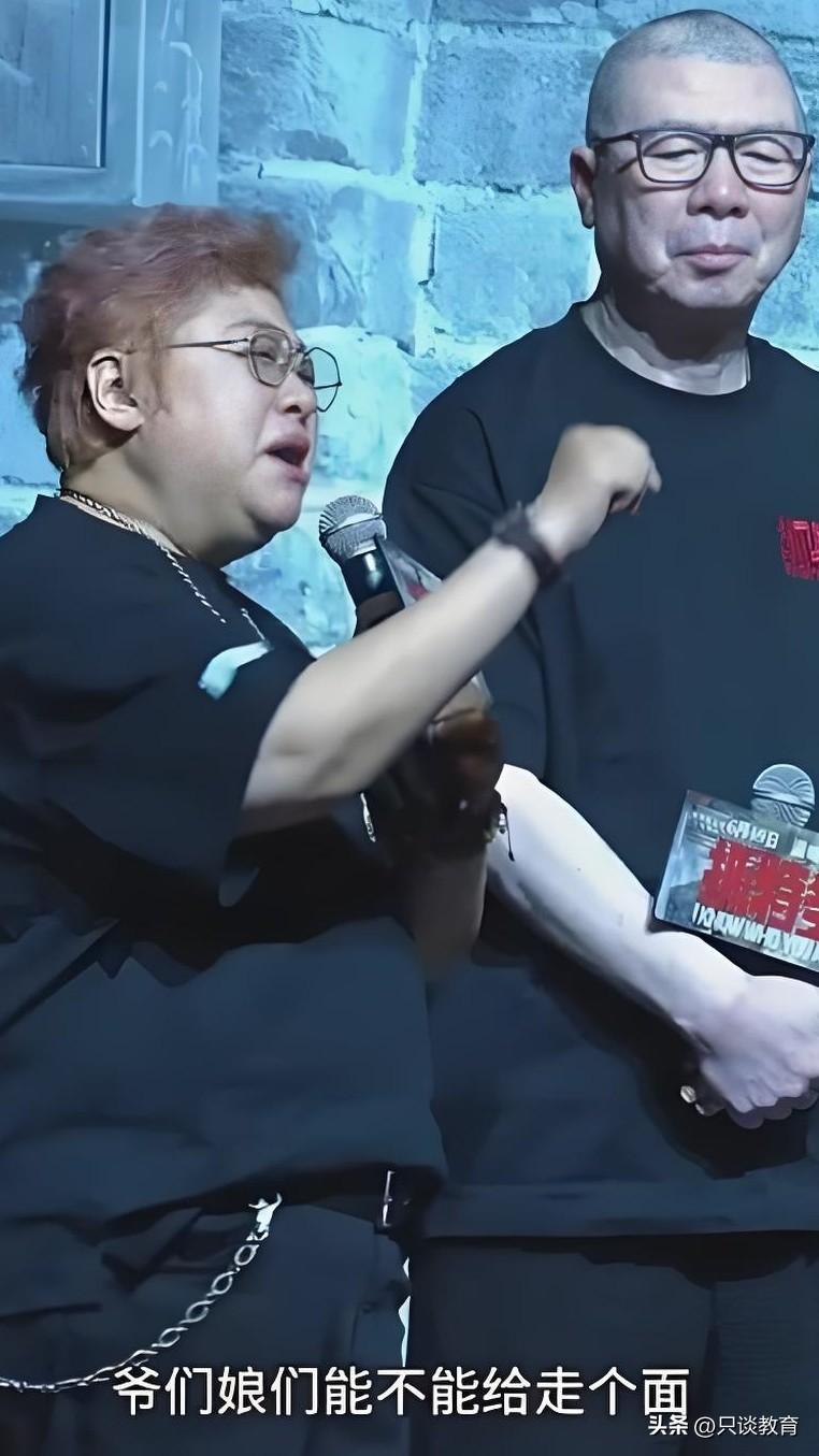 网上常有质疑韩红之声，你怎么看？

我平素鲜少追捧公众人物，但韩红多年来投身公益