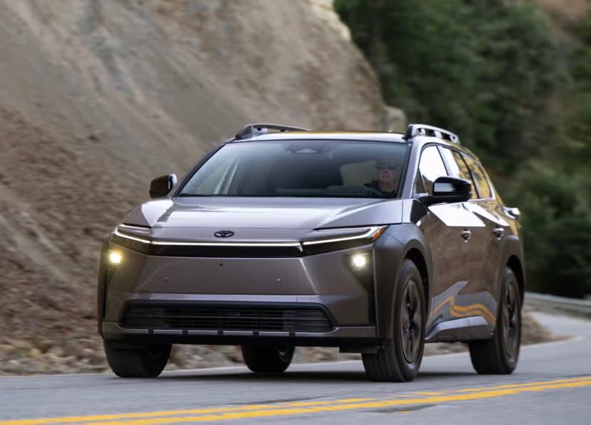 【RAV4 因供货不足卖断货？丰田混动车型在美国需求暴涨！】
以混动车型为核心的