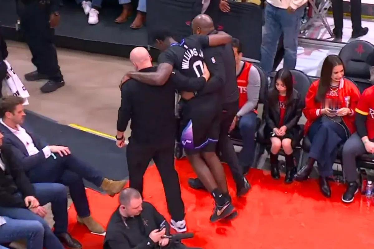 多方消息透露，犹他爵士后卫文斯·威廉姆斯在周一晚对阵休斯敦火箭的比赛中，疑似遭遇