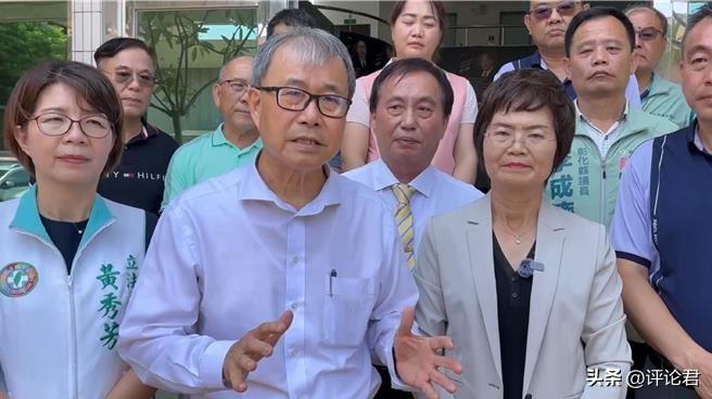 彰化师范大学辅导与咨商学系狼师案震惊社会，台教育机构负责人郑英耀（前排左二）29