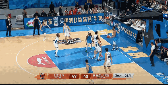 CBA这个走表规则真的不好，麦基投篮命中后还有5秒，不拿球也走表纯粹是浪费时间，