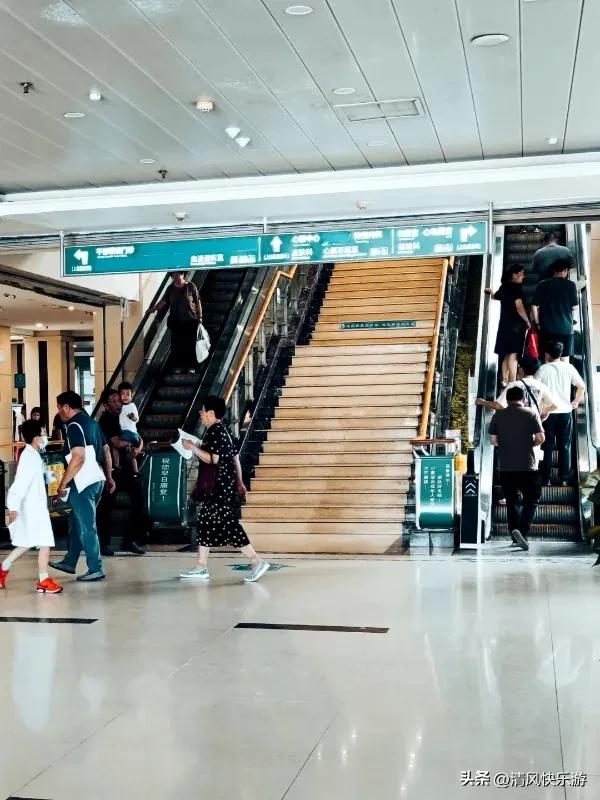 花季少女陪妈妈看病自己却查出肺癌，看了这个报道，你还敢跟疾病拼运气吗？

你有没