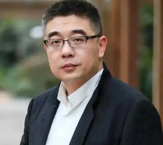 复旦大学钱文忠教授曾说：“我国的社会已经开始面临严重的问题，严重到让诚实守信，一