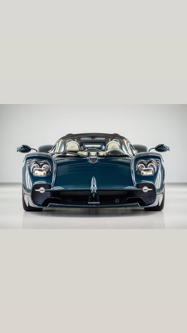 Pagani Utopia Roadster Sport