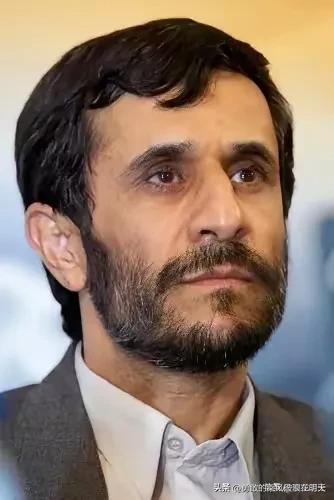 美国这次对伊朗的打击简直就是釜底抽薪，除了斩首了哈梅内伊之外，竟然连伊朗前总统内