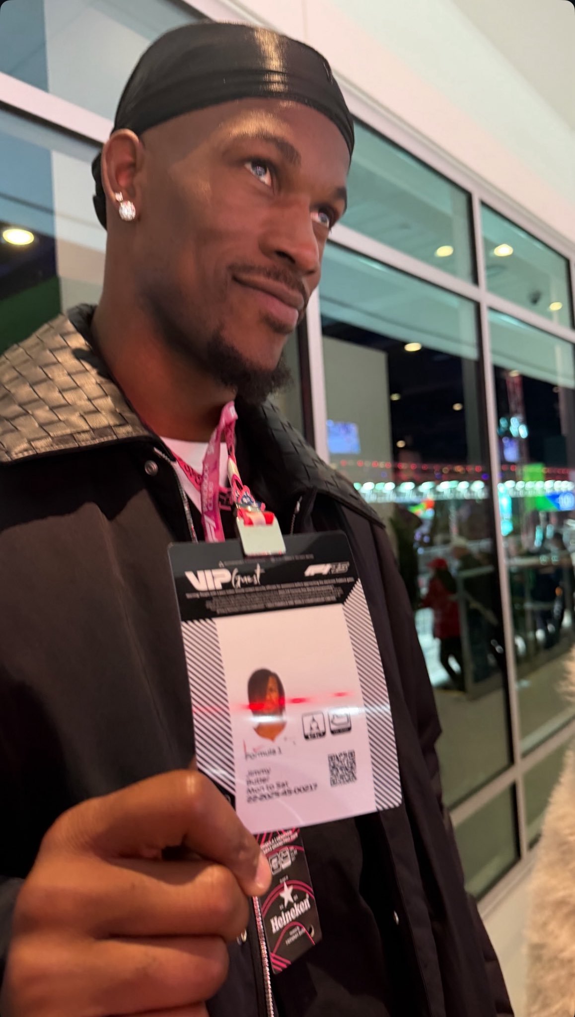 吉米的F1通行证 