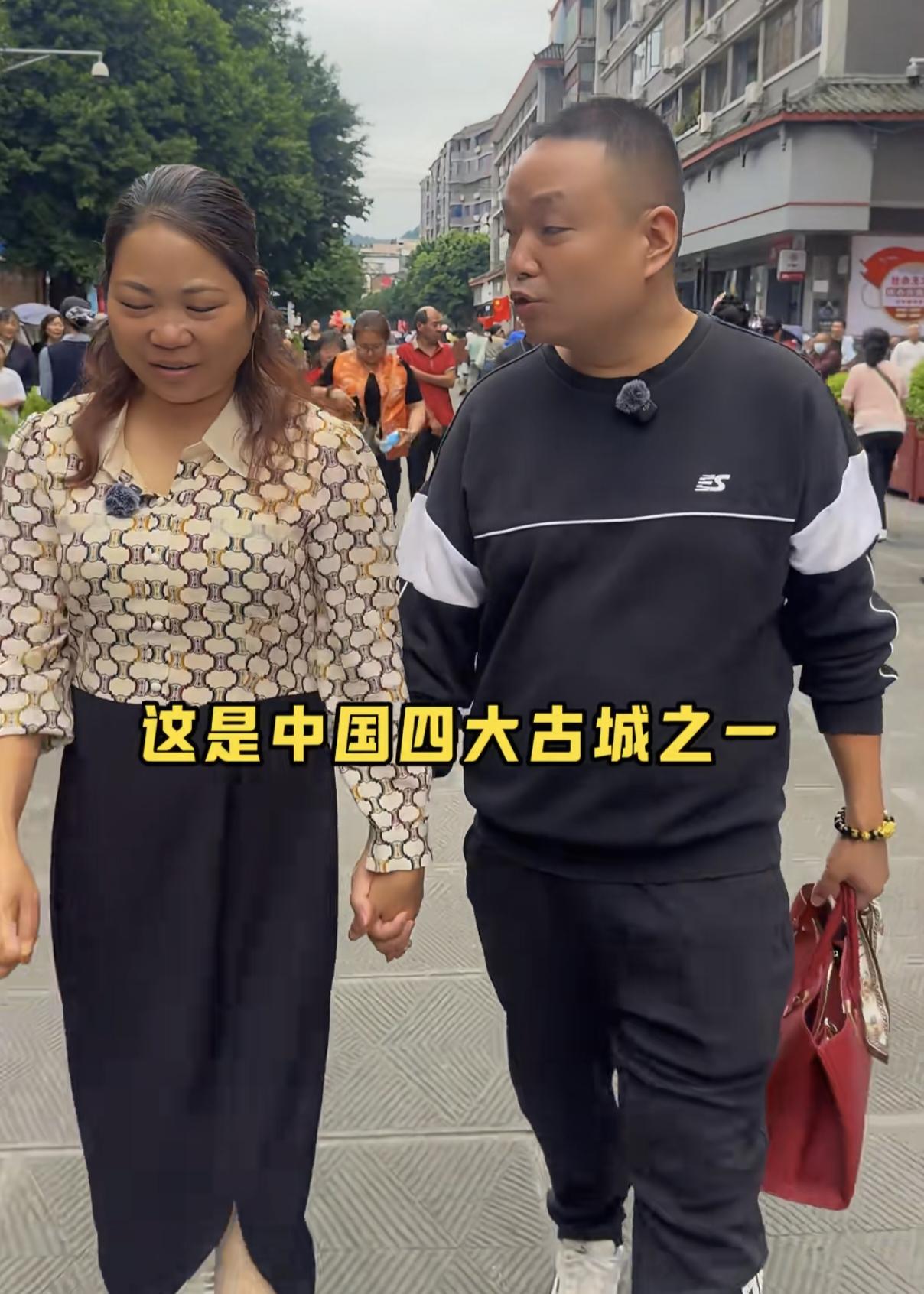反了反了全反了，王晓举这一家的关系，真让人理不清了。儿子给妈妈喂饭可以理解，给妈