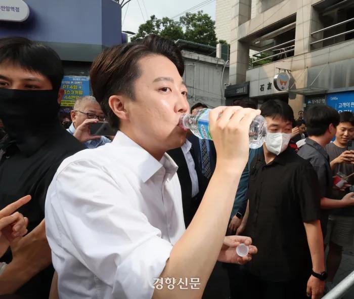 60万人联署请愿要求罢免李俊锡，创国会历史第二高纪录

韩国改革新党议员李俊锡因