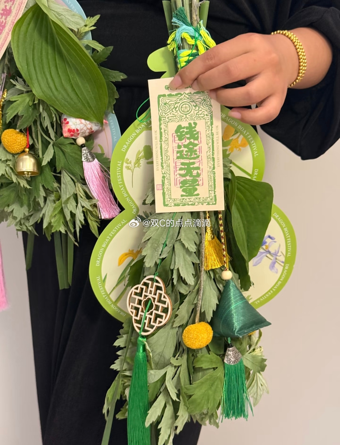 小小礼物揪揪揪 这个东西比较着急我今儿发了 周三就抽一定要能马上给我地址的盆友来