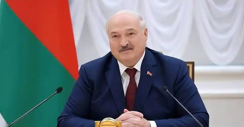 白俄罗斯总统卢卡申科看了美国在中东的表现，直言：美国连伊朗都对付不了，更别说战胜