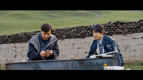 杨紫在剧里哭我在剧外哭 《生命树》这段回忆杀剧情真的太虐心，前面情绪层层铺垫，等