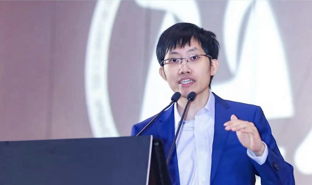 DeepSeek华为合作DeepSeek投资者交流会内部谈话内容流出，拿到了一万