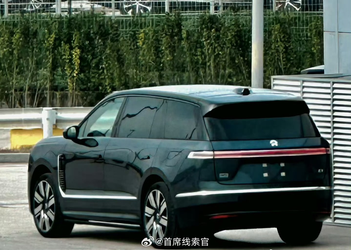 蔚来 ES9 无伪装谍照。大家觉得帅吗？蔚来es9308_IO新能源汽车