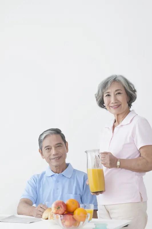 友友说的太好了，养生对老人、孩子的真正影响：一家老小都健康，才是最好的福气。[赞