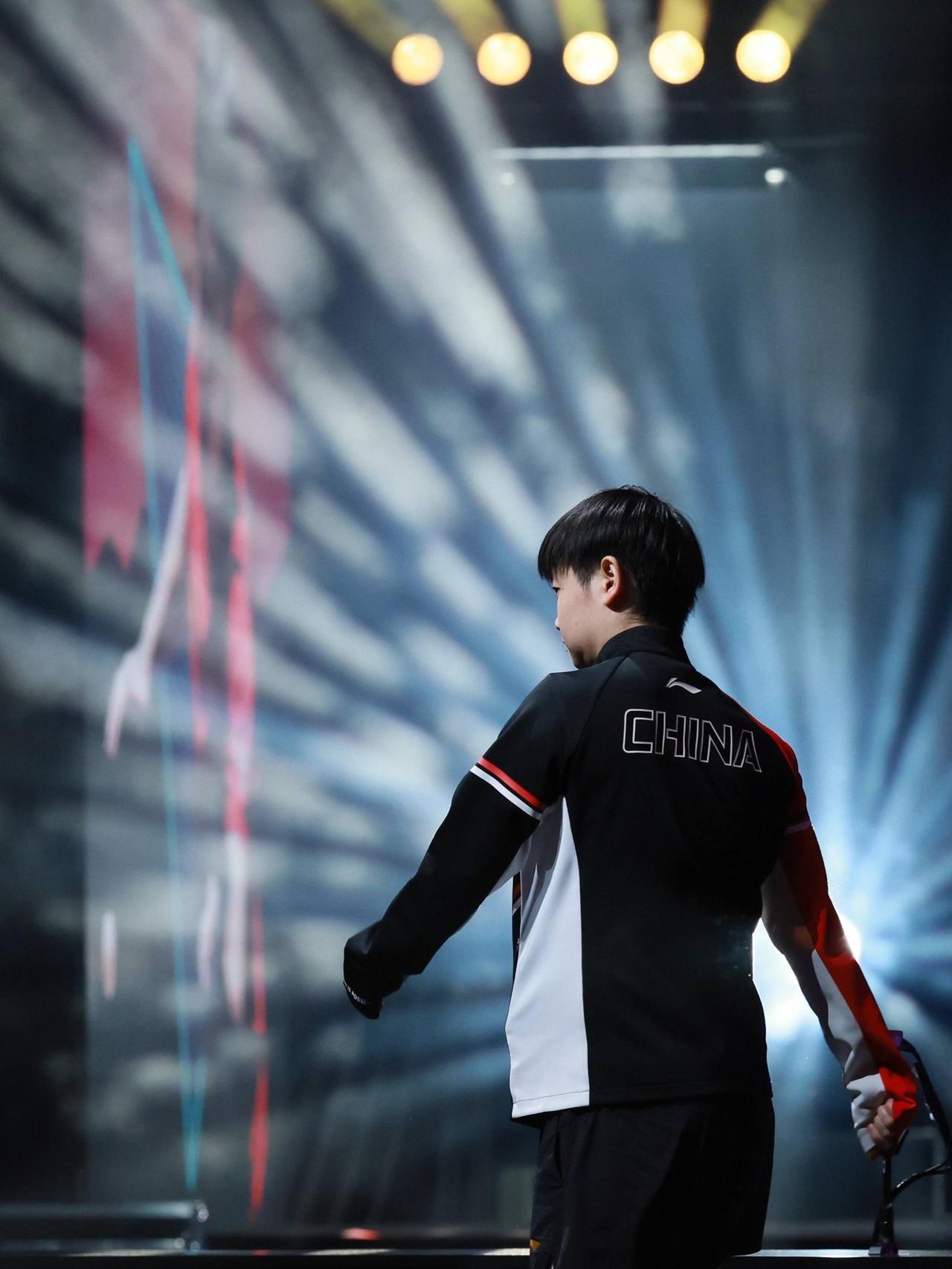 亚乒联盟亚洲杯，
2月5日全日赛程，6场对阵日本队，
孙颖莎出战，王楚钦最晚场。